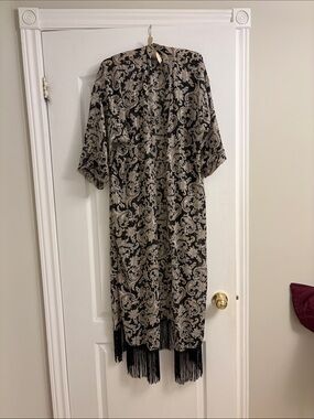 Black and Beige Paisley Fringe Kimono - Women Other